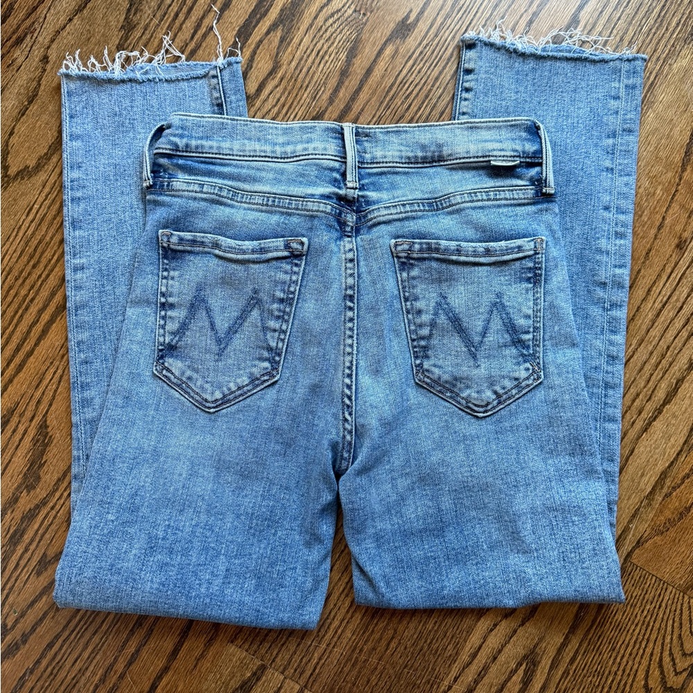 Mother Denim The Rascal Ankle Fray Size 26